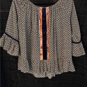 THML Black and White Ruffled 3/4 Sleeve Blouse